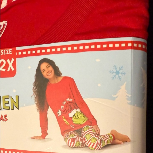 Dr. Seuss Red Grinch Pajama Set - Picture 3 of 3